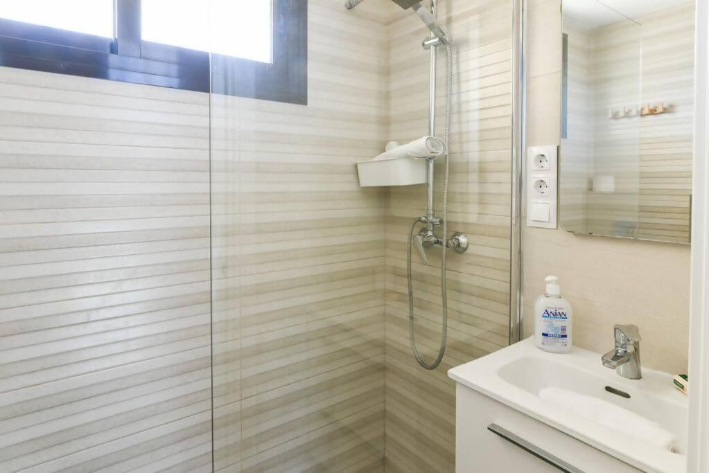 Apartamento Increible Estudio Vistas Al Mar Benalmádena